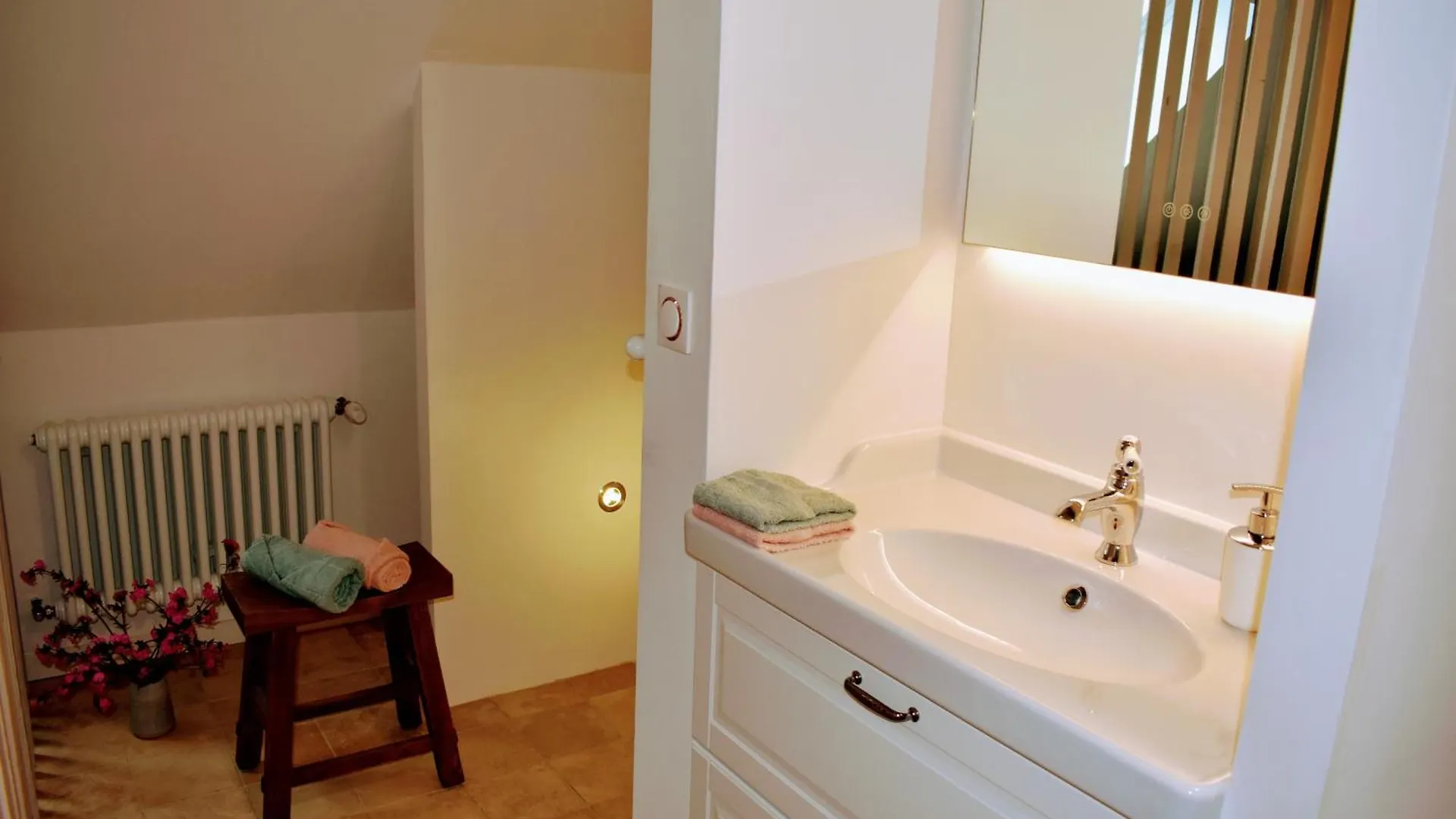 Bed & Breakfast Chambres Et Tables D'Hotes Cornec Ploubazlanec